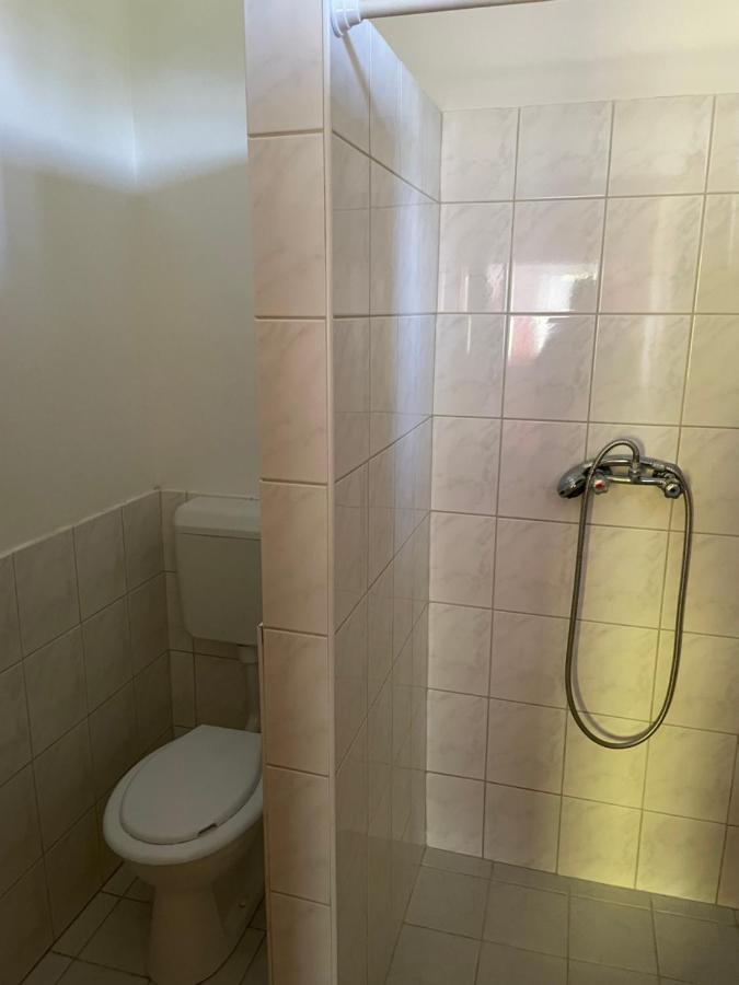 Zsuzsa Apartman Apartman Poroszló Kültér fotó